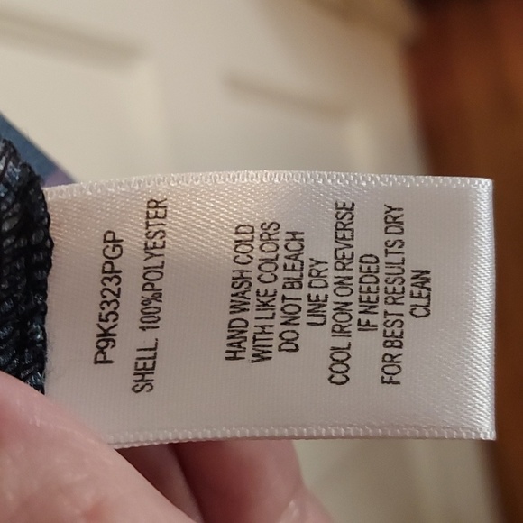 Parker Asymmetrical Ruffle Top - Picture 11 of 12